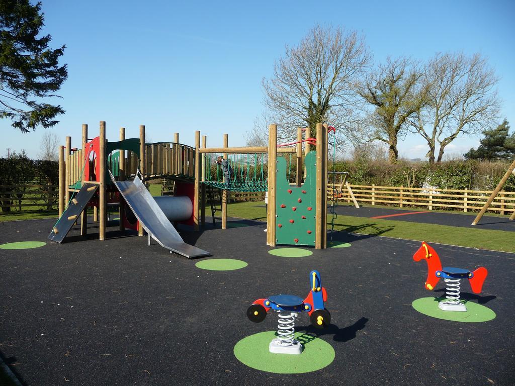 מלון Snainton Jasmine Park מראה חיצוני תמונה